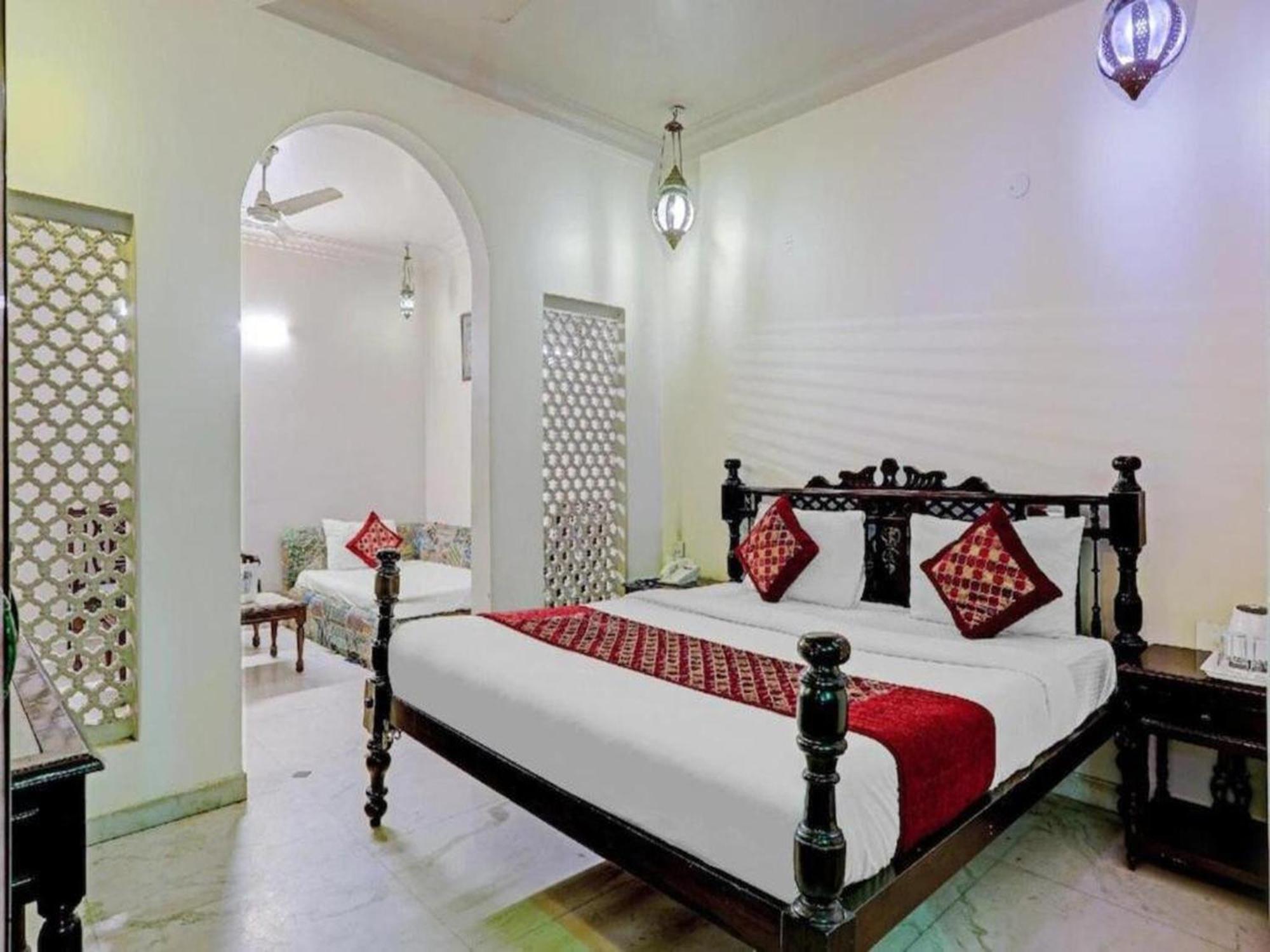 The Pinky Villa - Heritage Boutique Suites نيودلهي المظهر الخارجي الصورة