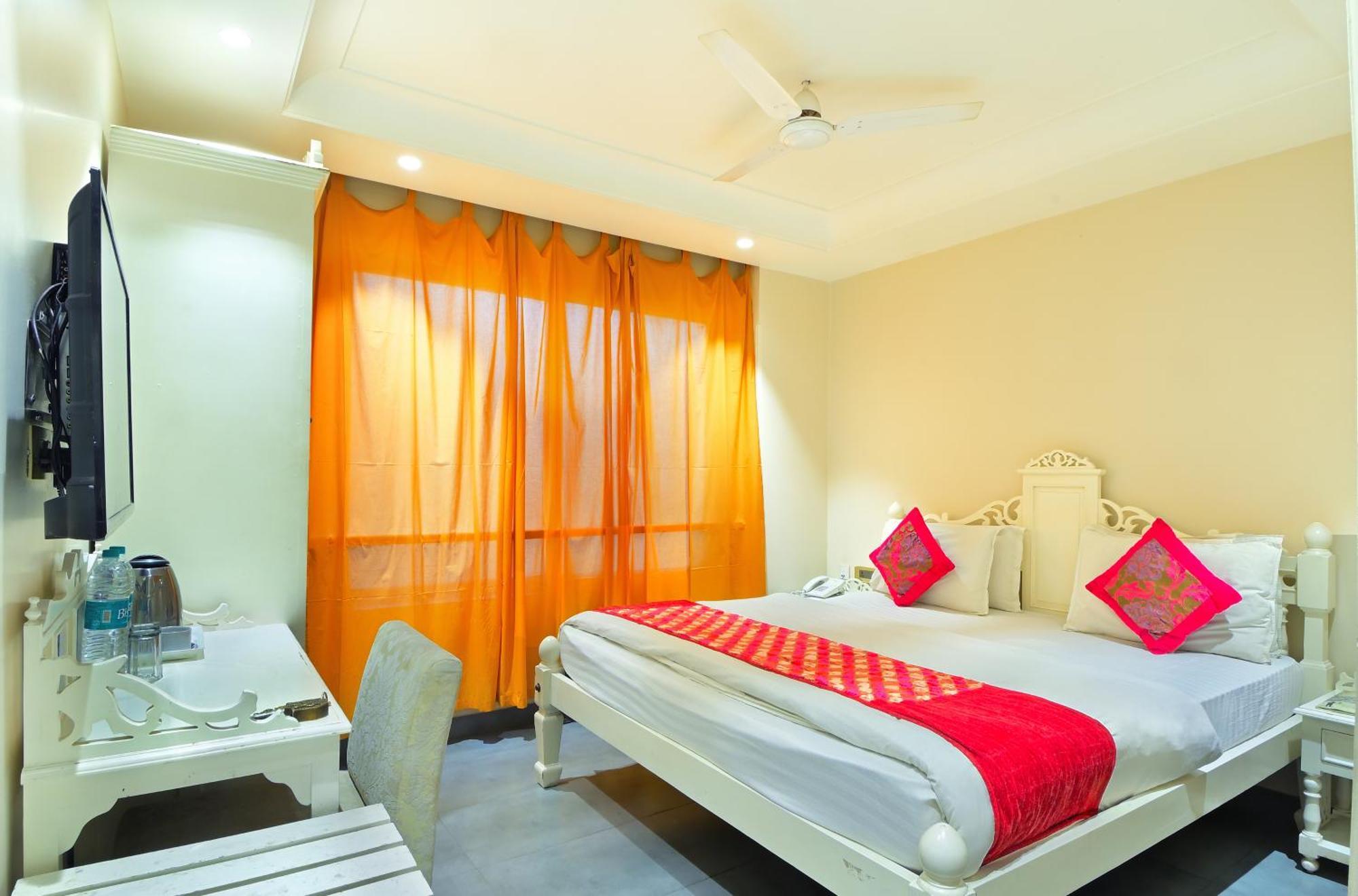 The Pinky Villa - Heritage Boutique Suites نيودلهي المظهر الخارجي الصورة